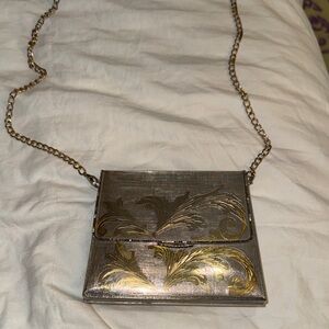 Vintage Silver Gold Tone Metal Clamshell 70s Bag Etched Leaf motif